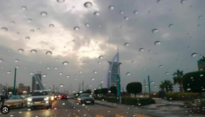 Chuva Artificial em Dubai